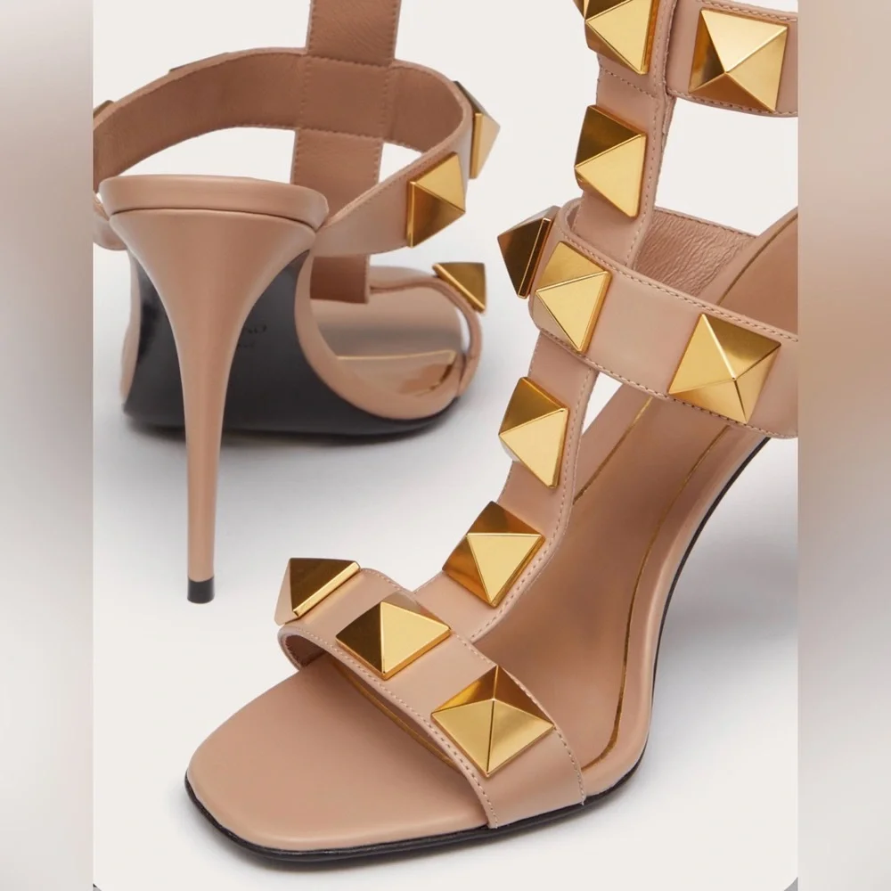Valentino Roman Stud Heeled Sandals Nude - Picture 1 of 4
